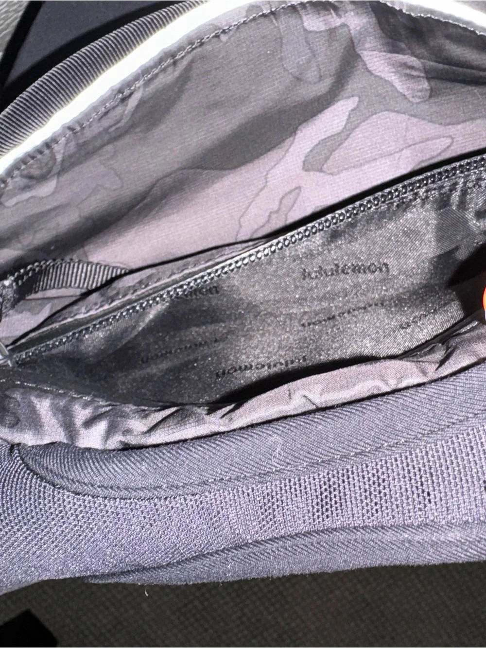 lululemon Not Lost Running Black Men's Lightweight Backpack with Subtle camo